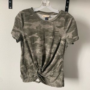 camo short sleeve tie top
